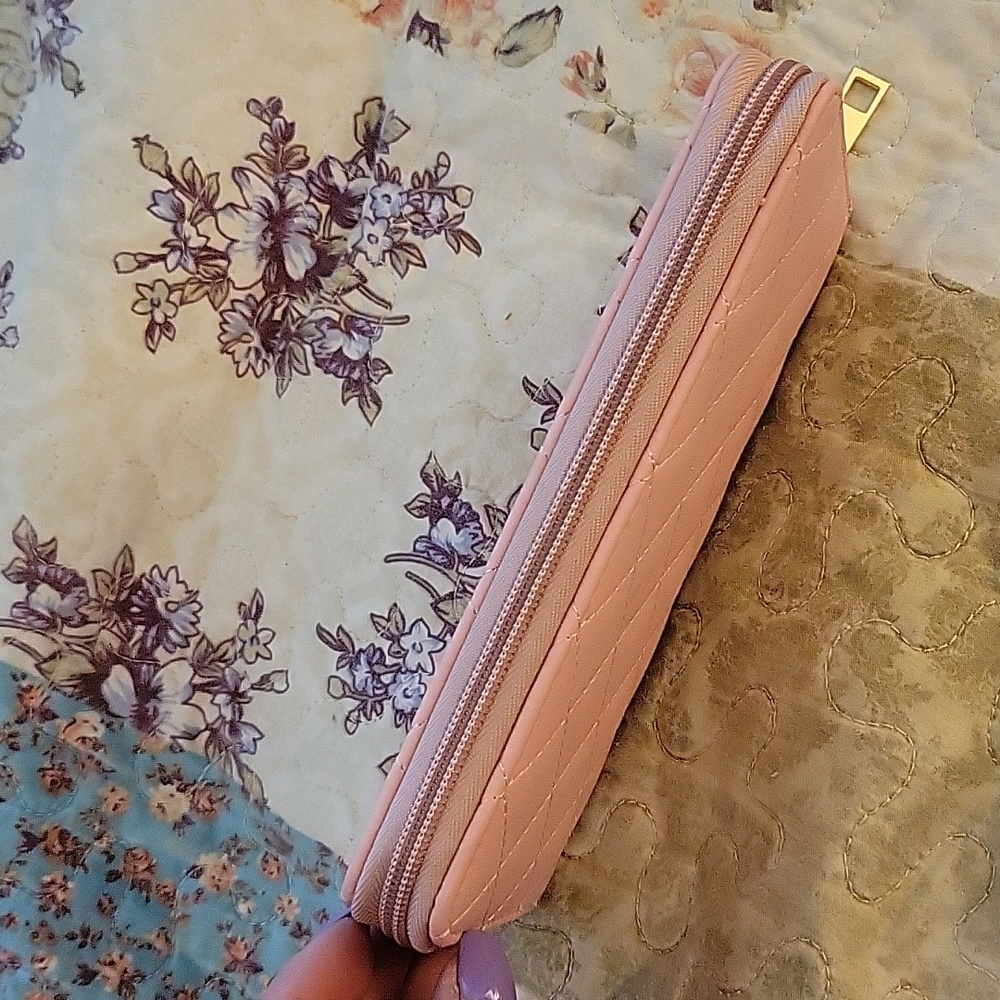 Wallet - Picture 2 of 3